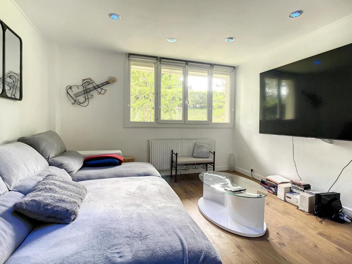 Apartment Cinema Spot Light Lyon - Trois Parkings Secu